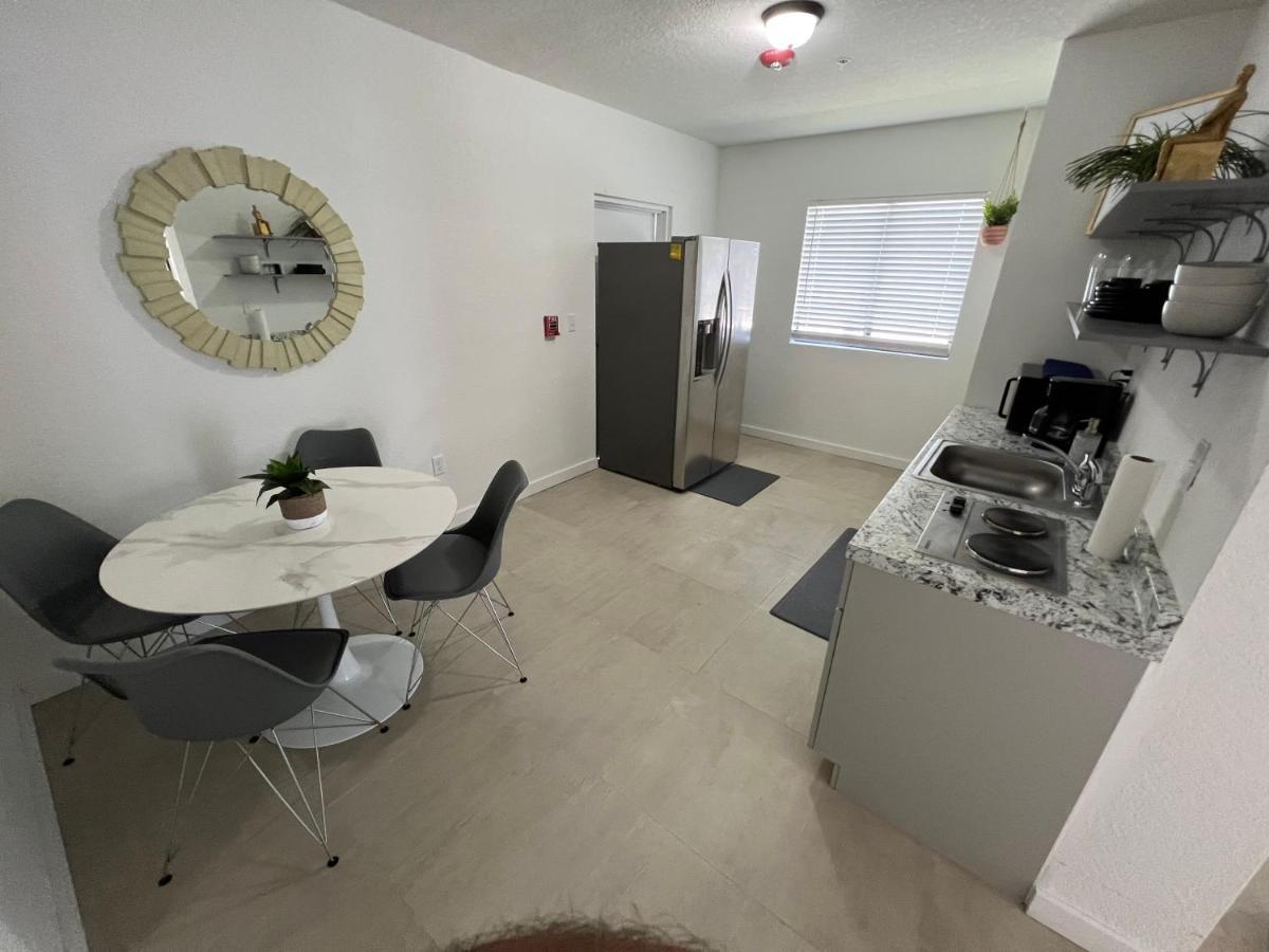 Renzzi Wynwood Apartments Майами Экстерьер фото